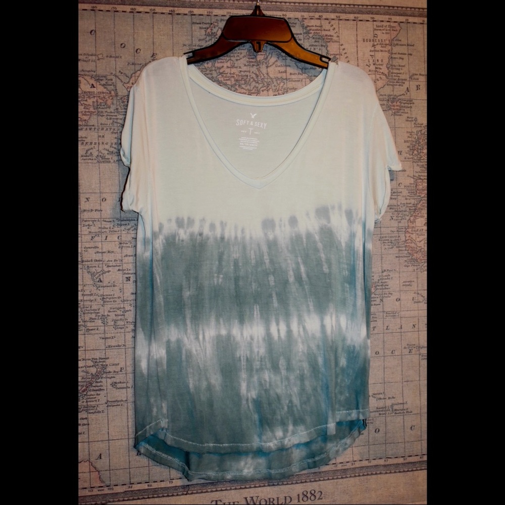 Ombré Teal American Eagle V-Neck Top